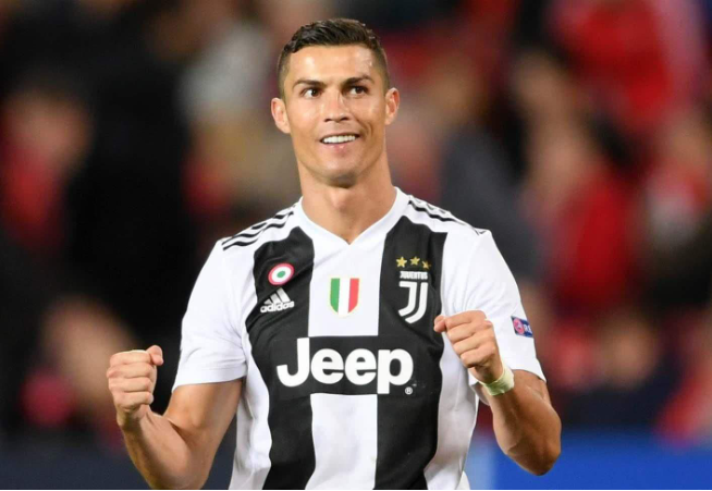 天空体育：埃弗顿3500万+800万镑报价迪布林再次被圣徒拒绝