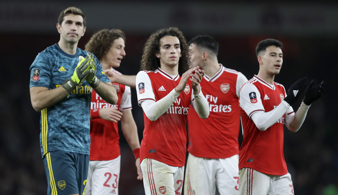 若出战圣保利，诺伊尔将追平伊梅尔并列德甲门将出场榜第2位