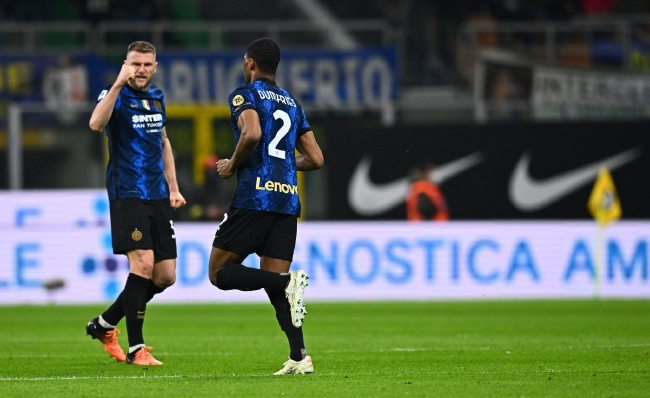 皮亚斯特里：在这一年中学到了很多，诺里斯的冠军实至名归