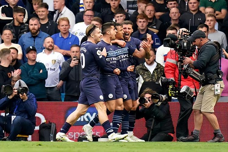 这队的进攻流畅得不像话