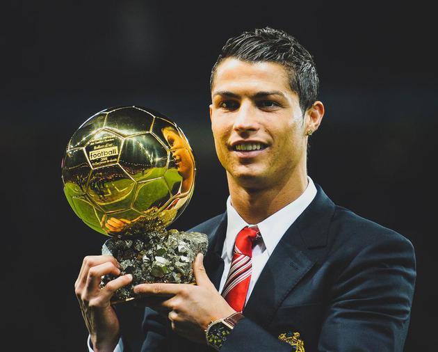 马卡评选无缘世界杯11人阵容：姆伯莫、弗拉霍维奇和索博在列