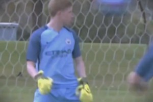 欧冠半场：齐玛乌龙，库杜斯造险，热刺1-0布拉格斯拉维亚