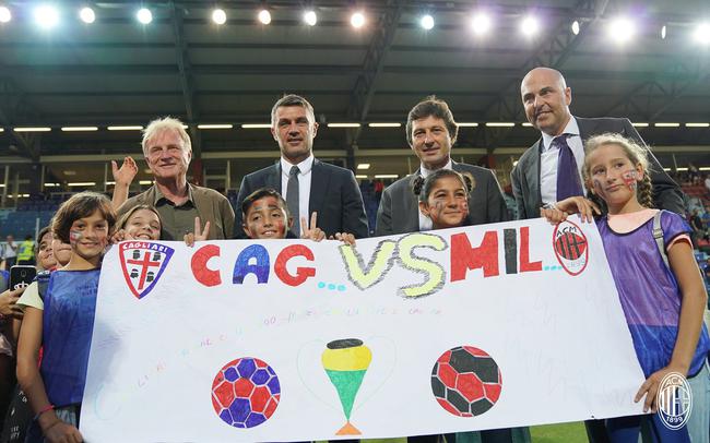 手腕骨折+肩部受伤，巴黎主席纳赛尔缠着绷带赴客场督战欧冠